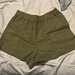 Madewell olive green stretch shorts